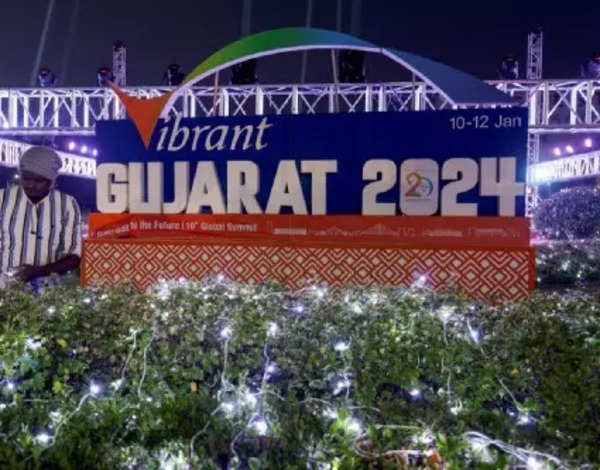 Support for PM Modi’s Initiatives: Vibrant Gujarat Global Summit Witnesses Backing from Indian Corporates with Pledges